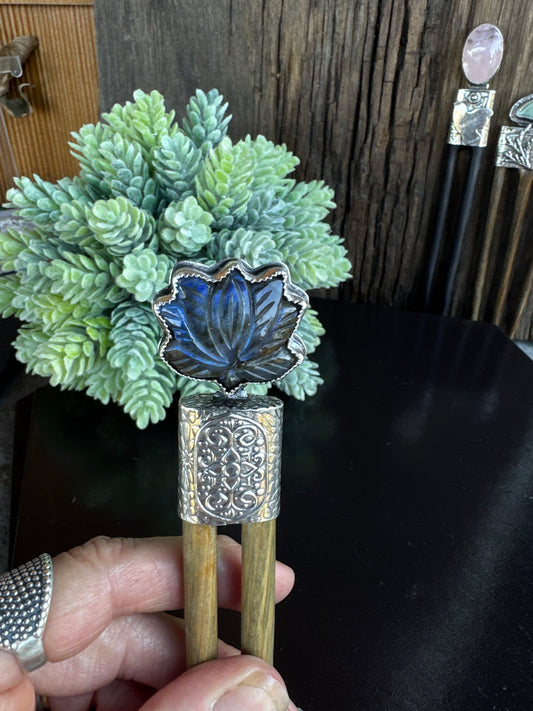 Carved Lotus Flower Labradorite Hair Stick