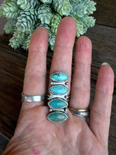 Load image into Gallery viewer, Kingman Turquoise Totem Ring - Adjustable
