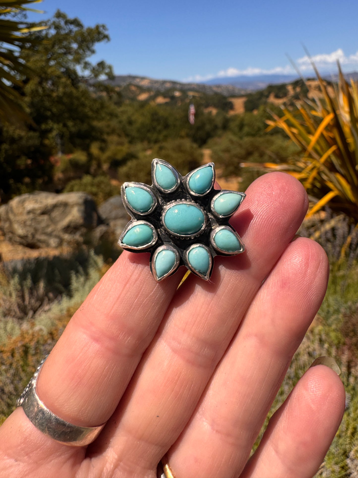 Kingman Turquoise Cluster Ring