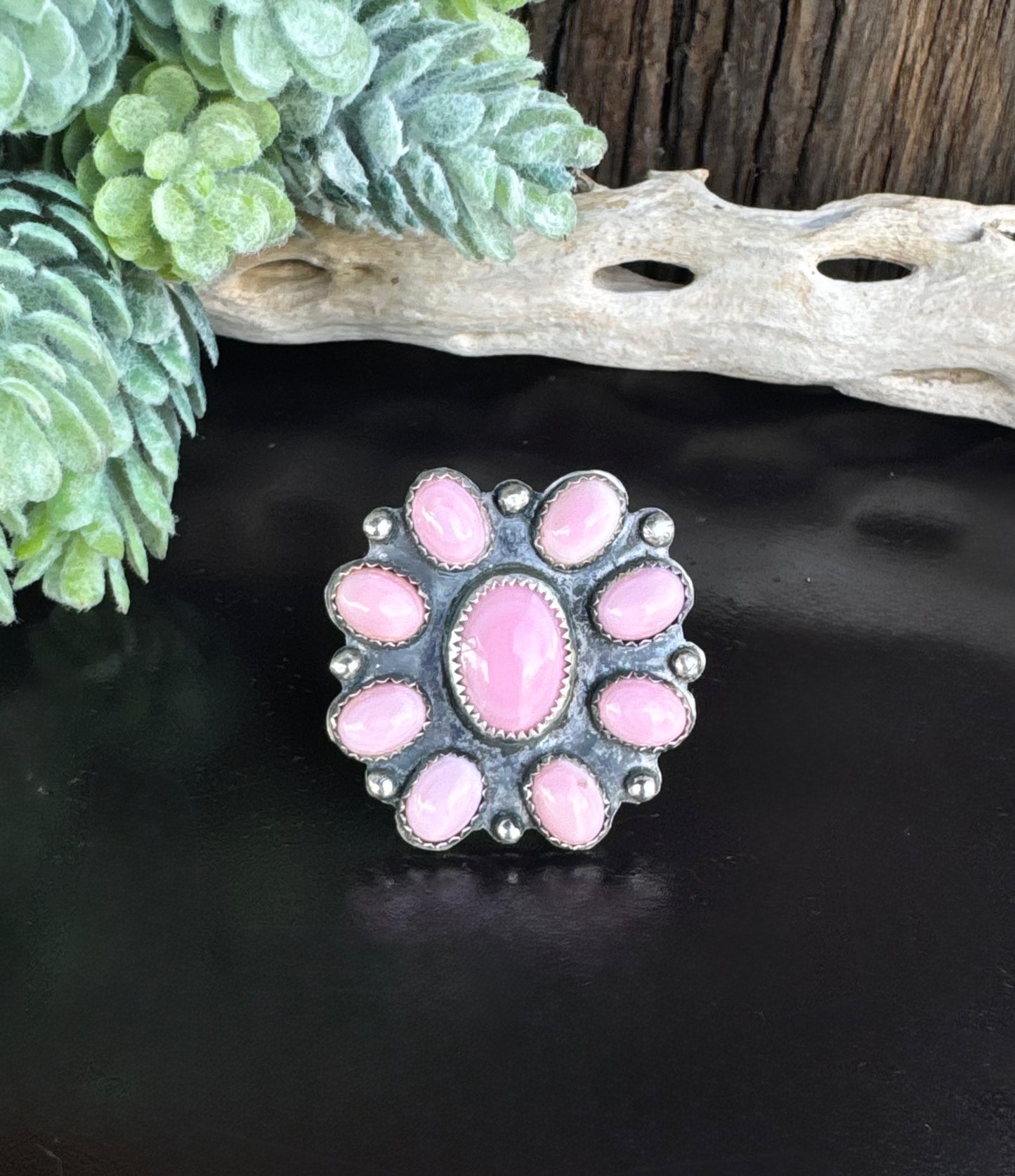Queen Conch Shell Pink Cluster Ring