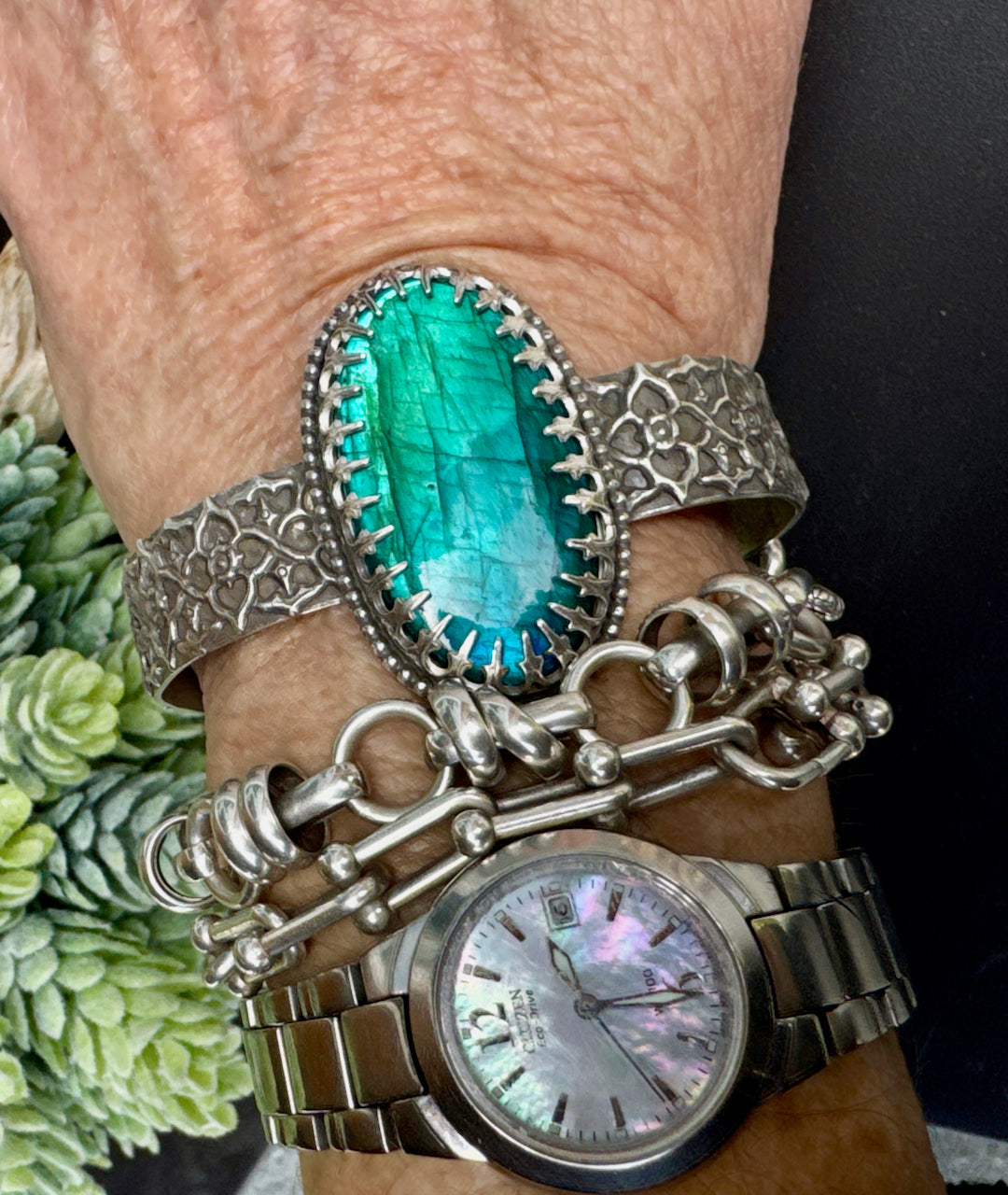 My Royal Lady Labradorite Cuff