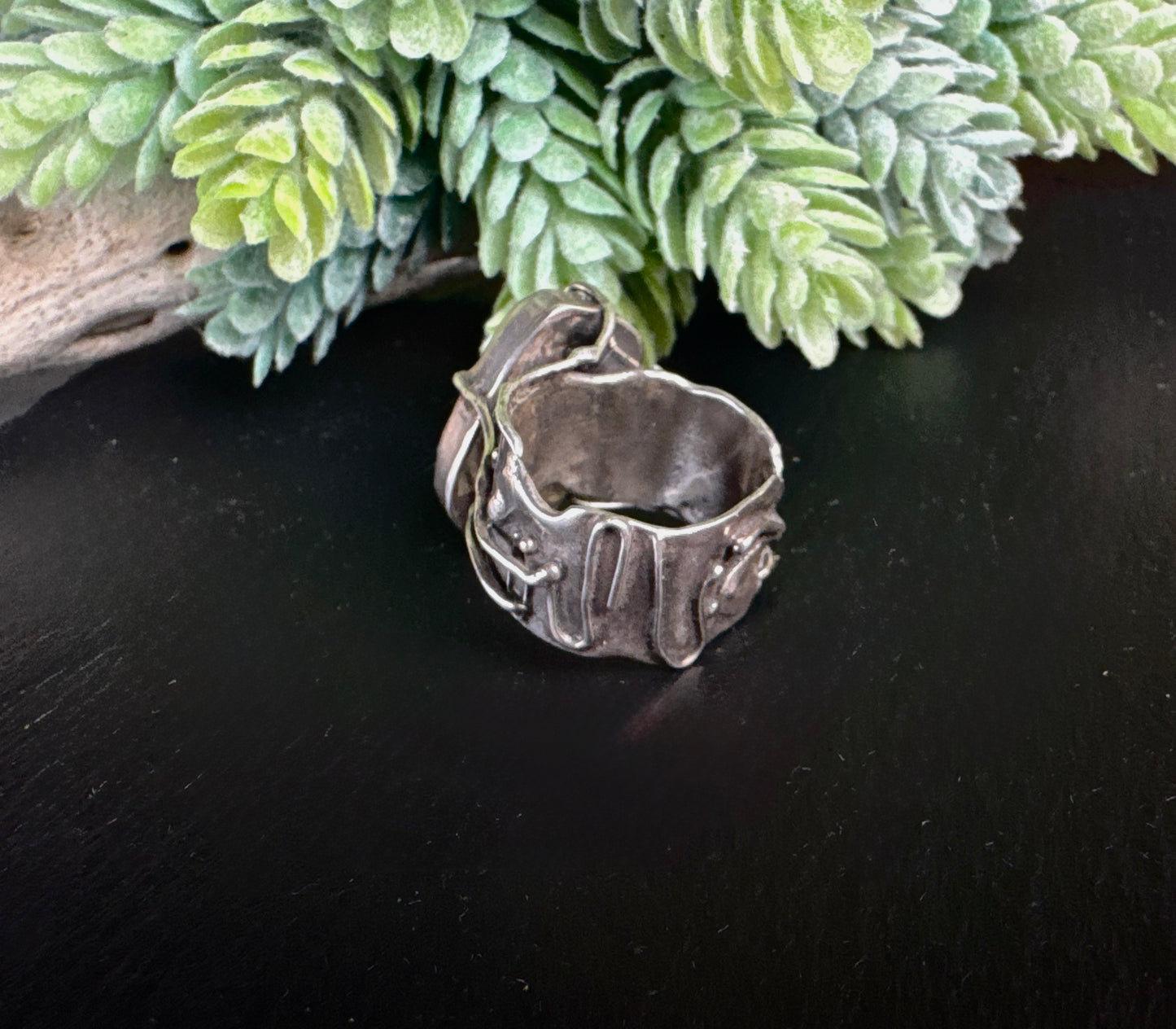 The Luna Blue Ring - Organic Prong Set Labradorite Statement Ring