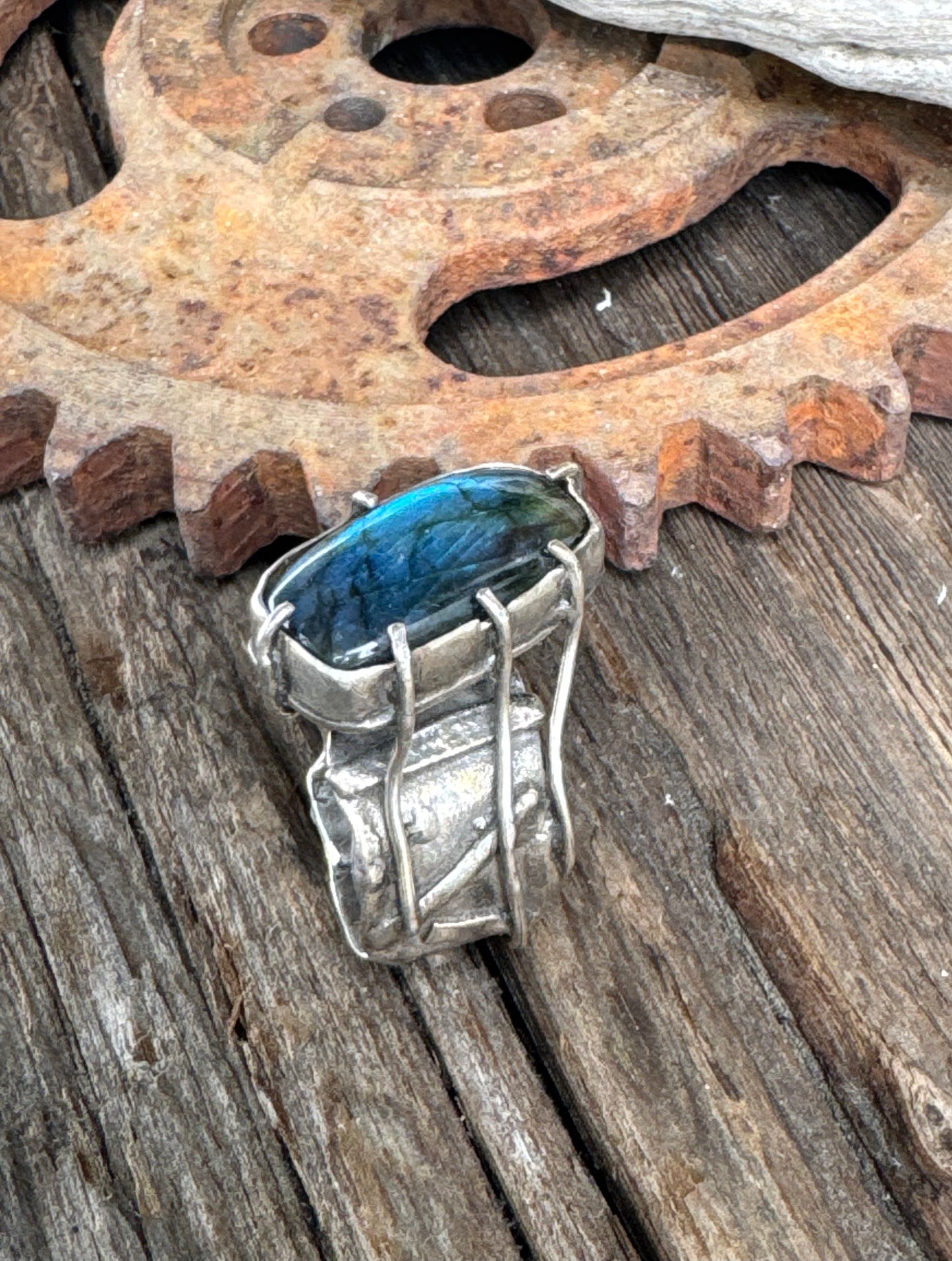 The Luna Blue Ring - Organic Prong Set Labradorite Statement Ring