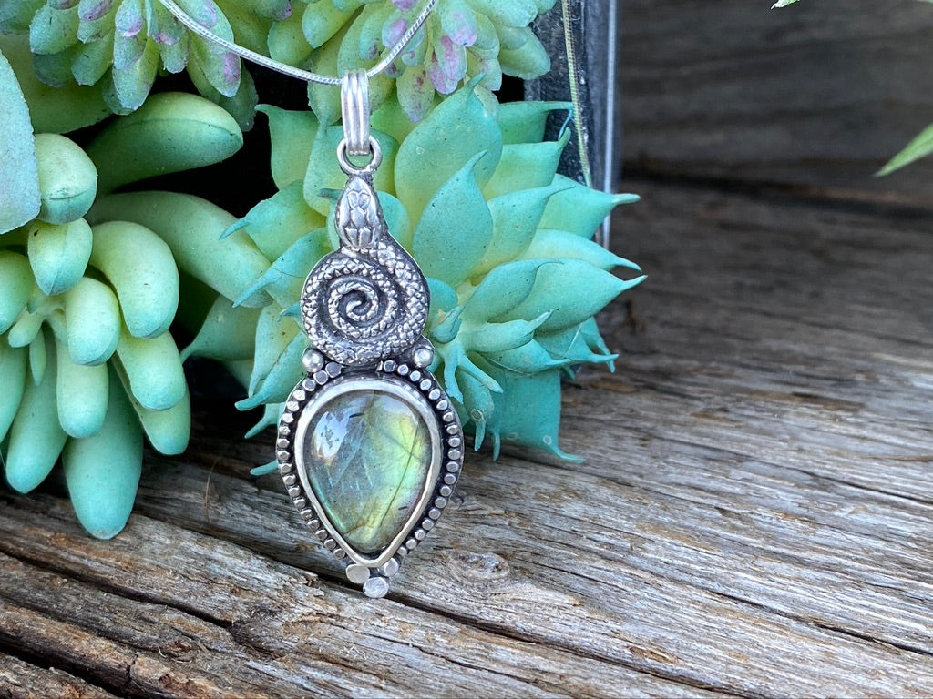 labradorite snake pendant