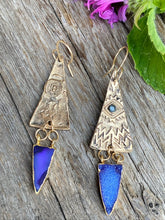 Load image into Gallery viewer, Amethyst Druzy And Gold Bronze Hieroglyphic Textured Earrings
