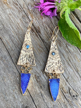 Load image into Gallery viewer, Amethyst Druzy And Gold Bronze Hieroglyphic Textured Earrings
