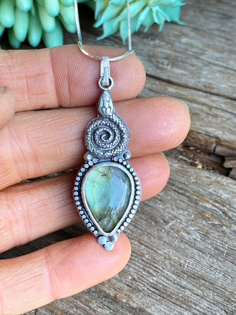 labradorite sterling silver snake pendant