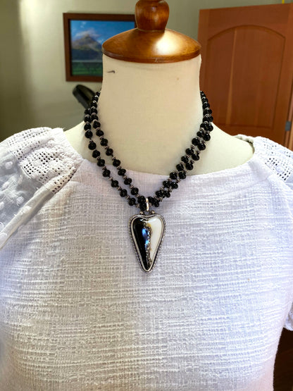 Black And White Lampwork Glass Heart And Black Onyx Beaded Chain