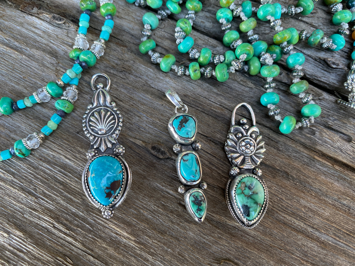 Free Spirit - Kingman Turquoise And Silver Beaded Chain With Matching Pendant