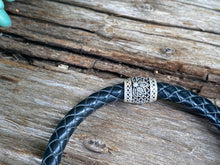Load image into Gallery viewer, Sterling Silver Pebble Textured Black Onyx and Leather Bracelet
