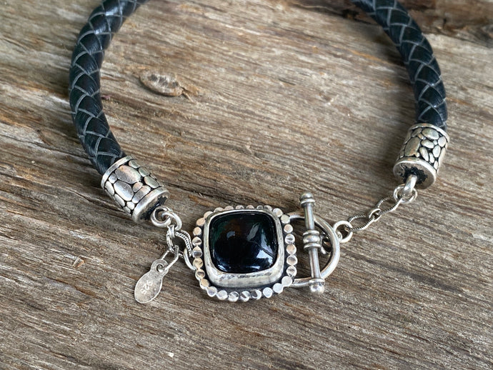 Sterling Silver Pebble Textured Black Onyx and Leather Bracelet