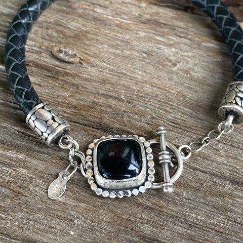 Sterling Silver Pebble Textured Black Onyx and Leather Bracelet