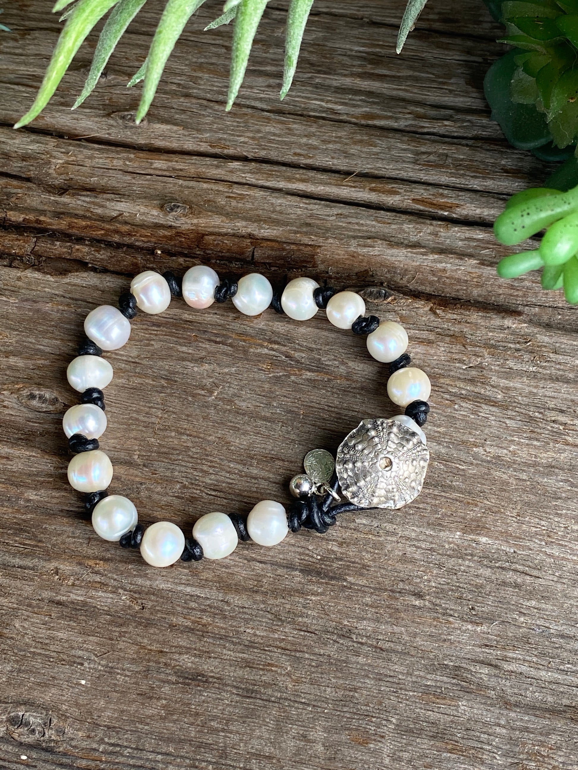 Sterling leather and pearl bracelet