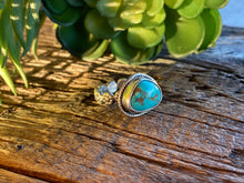 Load image into Gallery viewer, Kingman Turquoise and Sterling Silver Ring
